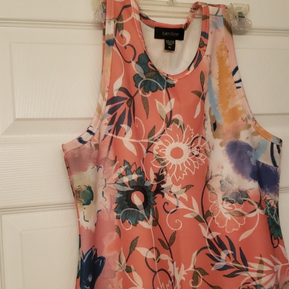 Dress - Picture 3 of 3